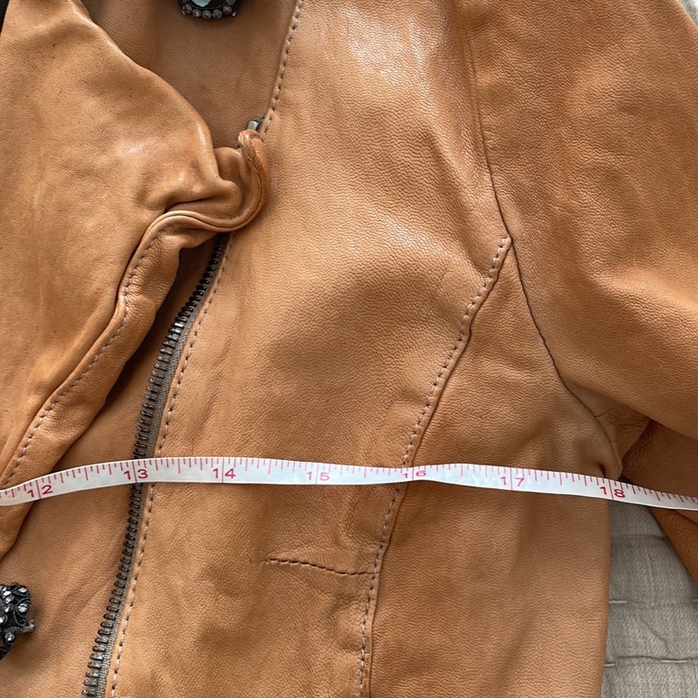 Dolce&Gabbana distressed leather moto jacket - Picture 11 of 16